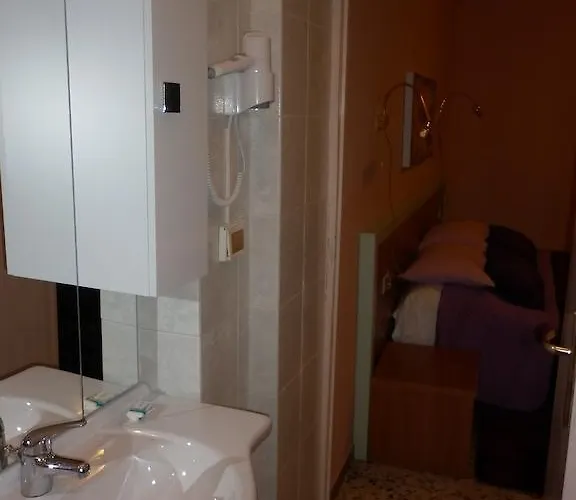 圣多尼诺酒店 菲登扎