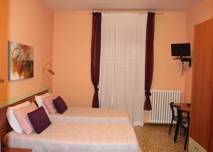 圣多尼诺酒店 酒店 菲登扎